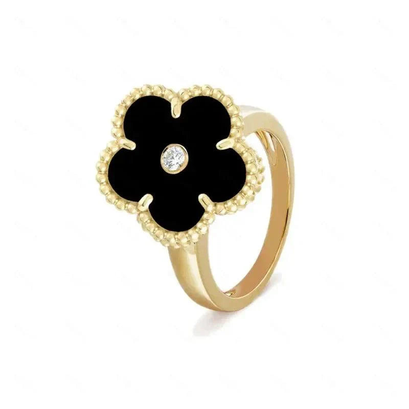 Clover Ring - Avara